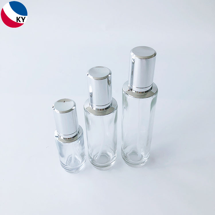 Luxury Cosmetic Packaging Set Cosmetic Bottles Lotion Bottle 50ml 100ml 120ml Glass Pump Bottle with Silver Pump Cap