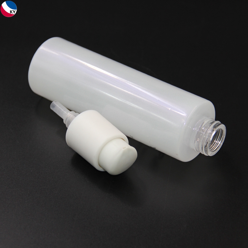 3oz 100ml Shiny Transparent White Flat Shoudler Round Glass Bottle with Self-Lock Pump Serum Bottle