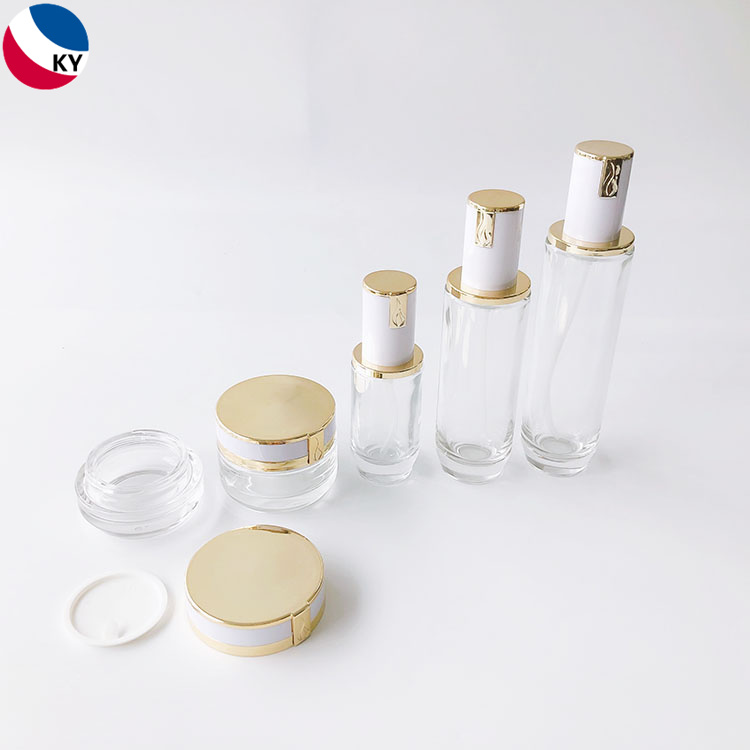Luxury 50ml 100ml 120ml 30g 50g Cosmetics Packaging Face Cream Essential Oil Cosmetic Bottle Sets with Gold White Pump Cap