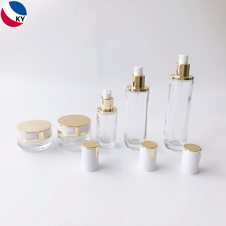 Luxury 50ml 100ml 120ml 30g 50g Cosmetics Packaging Face Cream Essential Oil Cosmetic Bottle Sets with Gold White Pump Cap