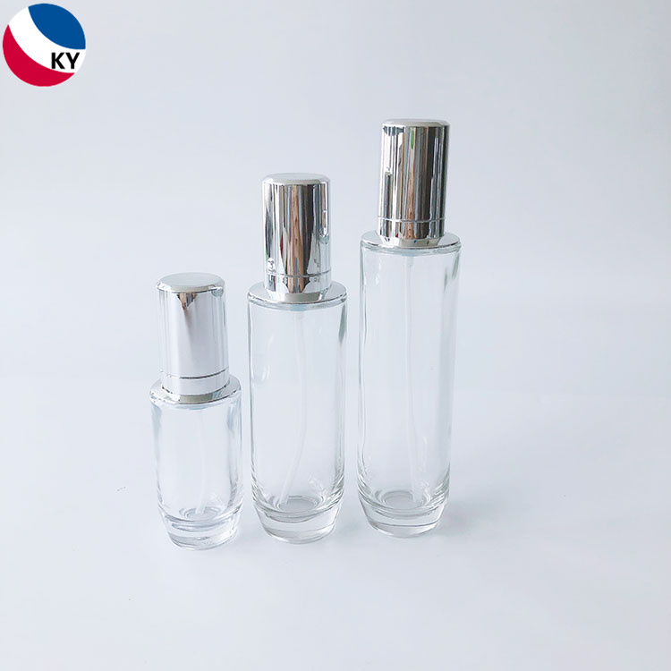 Luxury Cosmetic Packaging Set Cosmetic Bottles Lotion Bottle 50ml 100ml 120ml Glass Pump Bottle with Silver Pump Cap